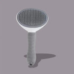 Brosse de toilettage pour chat pour un démêlage sans stress