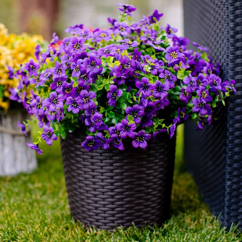 Artificial Flowers For Allergy-Free Color