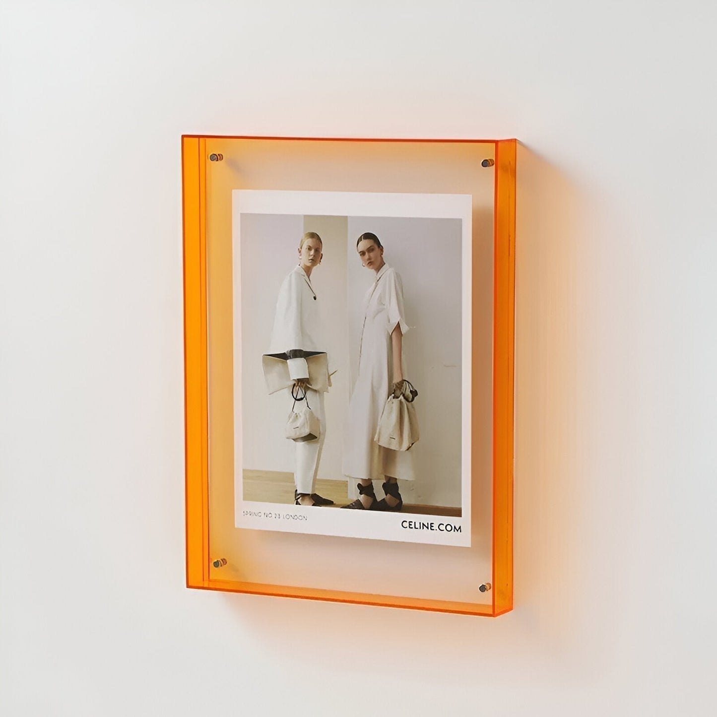 Portafoto Trasparente per una Esposizione Moderna