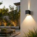 Illuminazione da Parete Nordica Up Down per Facciate Imponenti