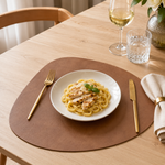 Wassertropfen-Tischsets für ausdrucksstarke Tische  