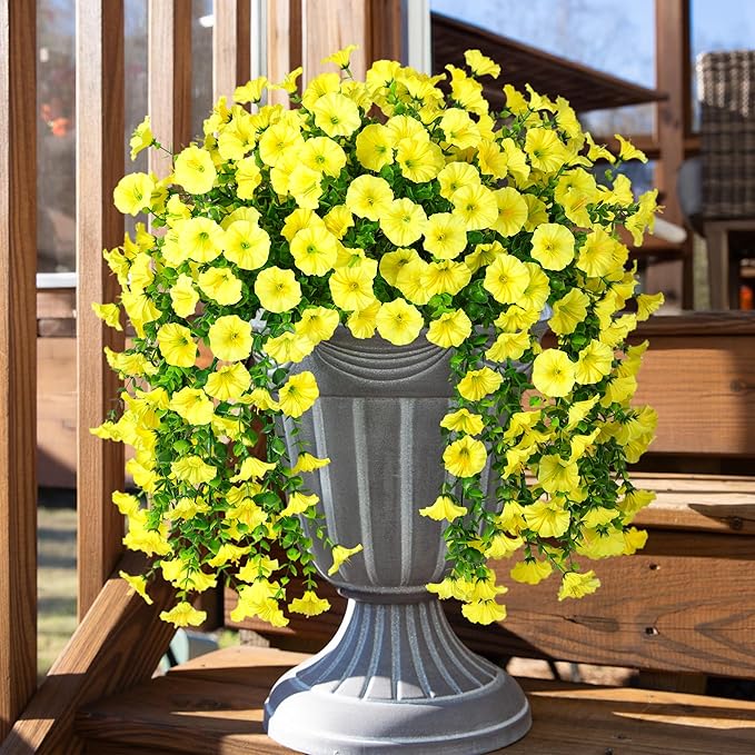 Realistic Artificial Flowers With Lasting Charm