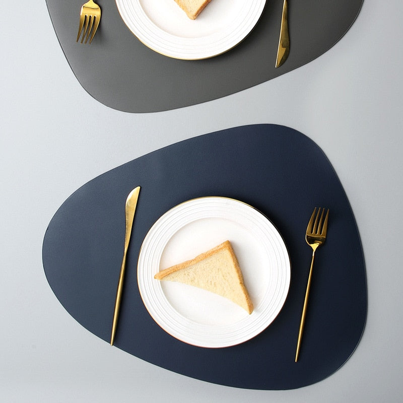 Triangle Placemat For Artful Dining