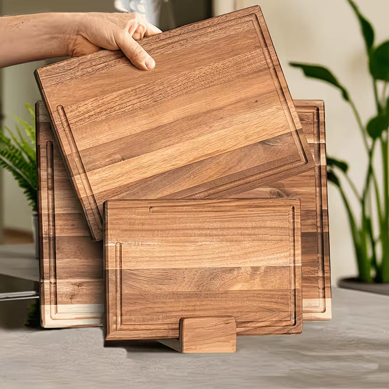 Set di Taglieri per una Conservazione Elegante sul Piano di Lavoro