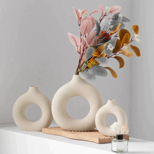 Elegant Glass Vase For A Calmer Space