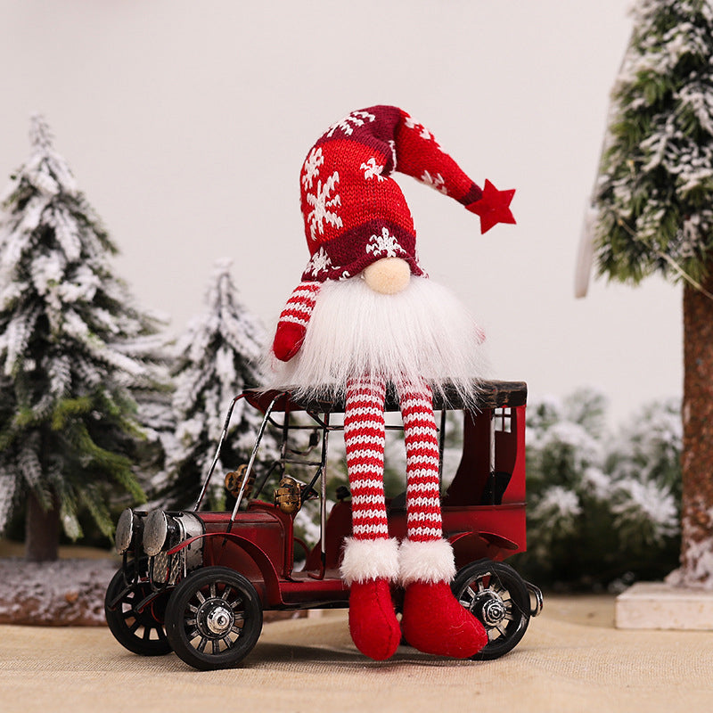 Glowing Christmas Gnome Lighting With Festive Charm